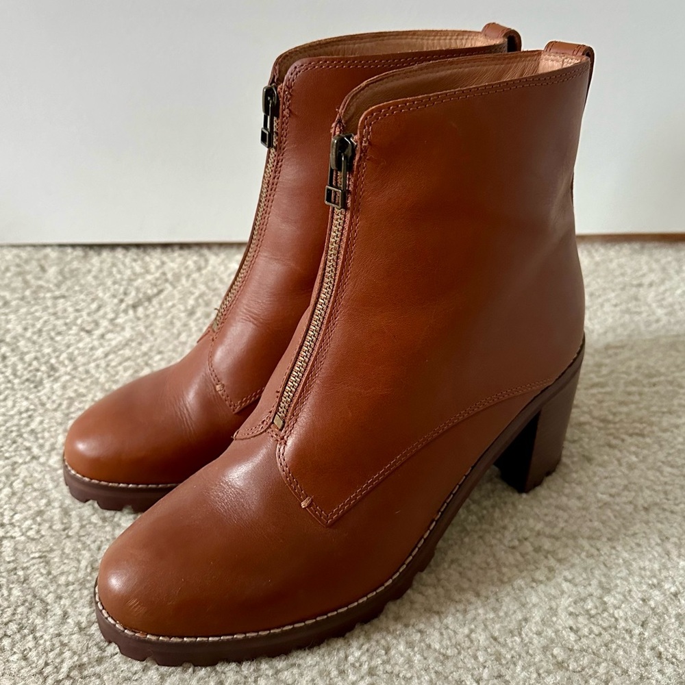 Madewell The Alyce Zip-Front Lugsole Boot in Dried Maple - Picture 5 of 11